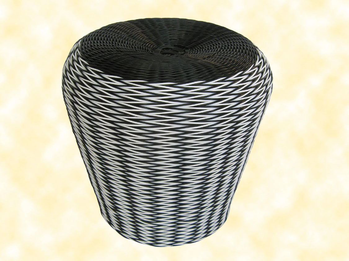 PE STOOL