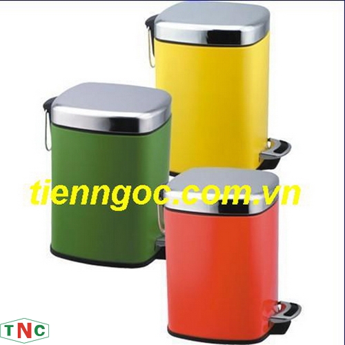 Medical trash can