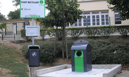 Underground recycling bin