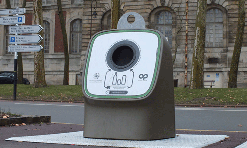 Underground recycling bin