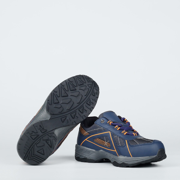 Safety shoes