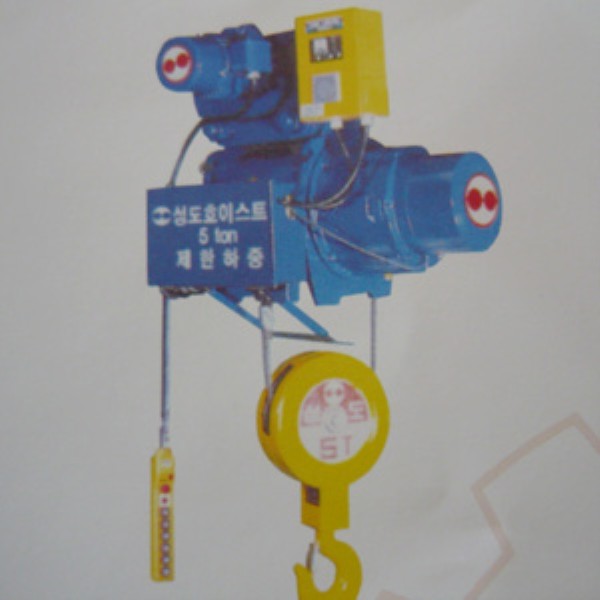 Cable hoist