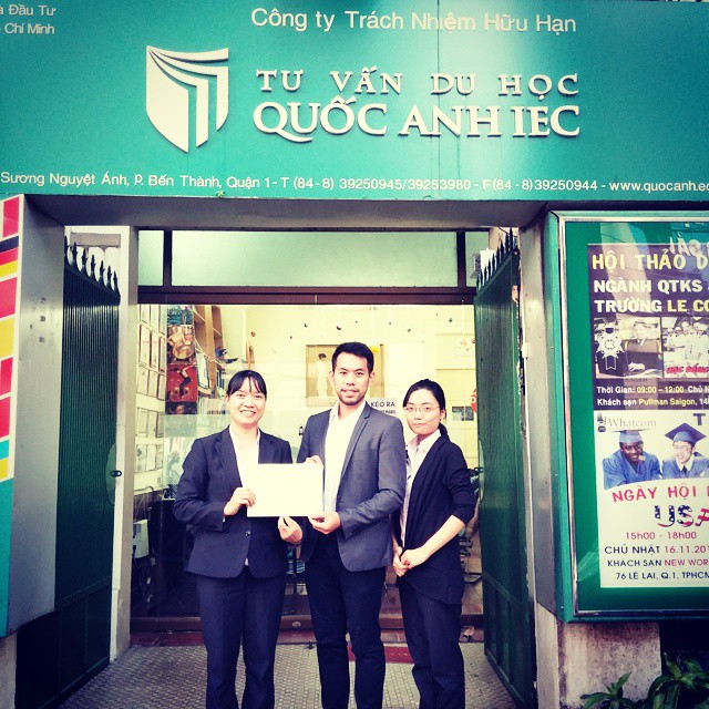 Overseas education consultant