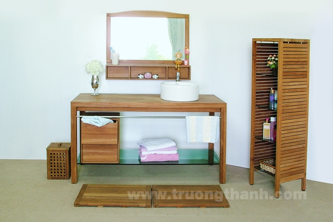 Wooden bathroom set