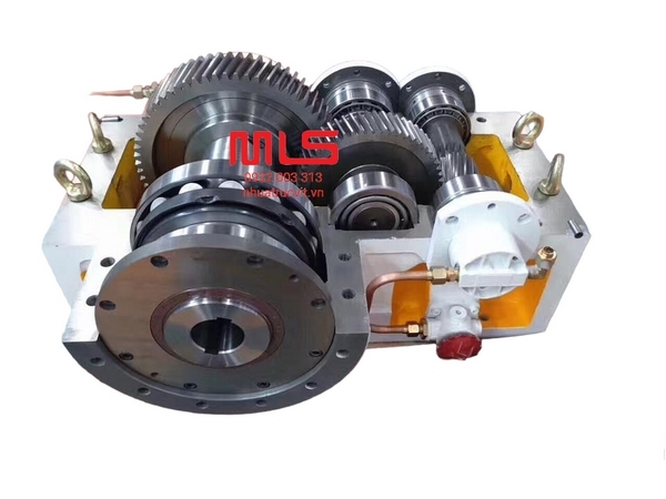 Gears gearboxes