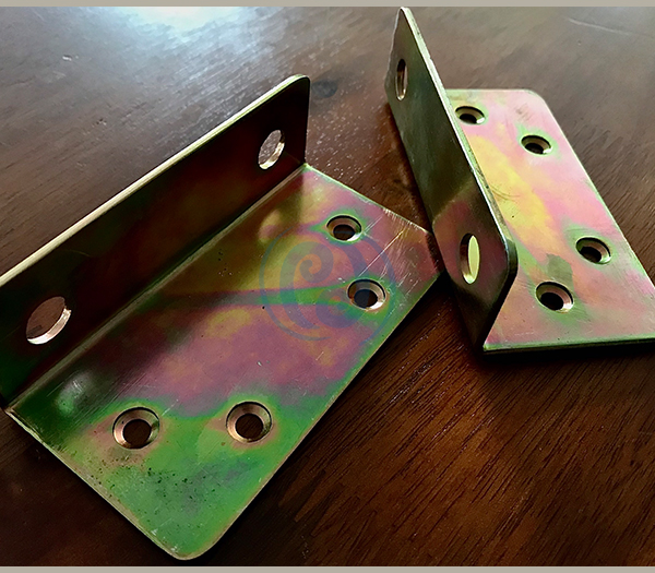 L corner bracket