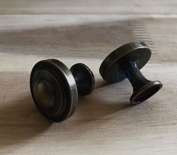 Handle