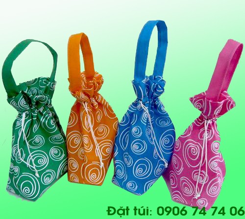 Non-woven bags