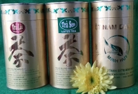 Jasmine tea, lotus tea in paper cans