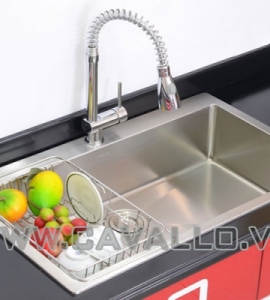 Stainless steel sink