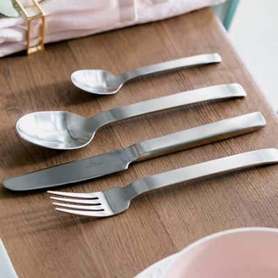 Flatware & holloware