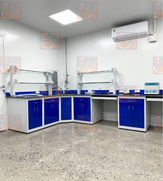 Wall-mounted laboratory bench