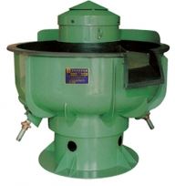 Vibratory finishing machine