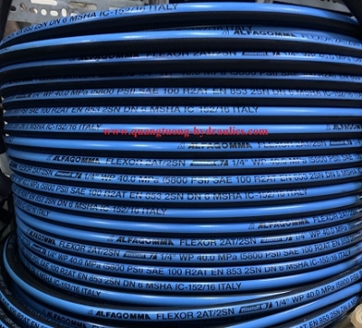 Hydraulic pipe