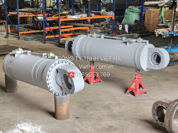 Hydraulic cylinders