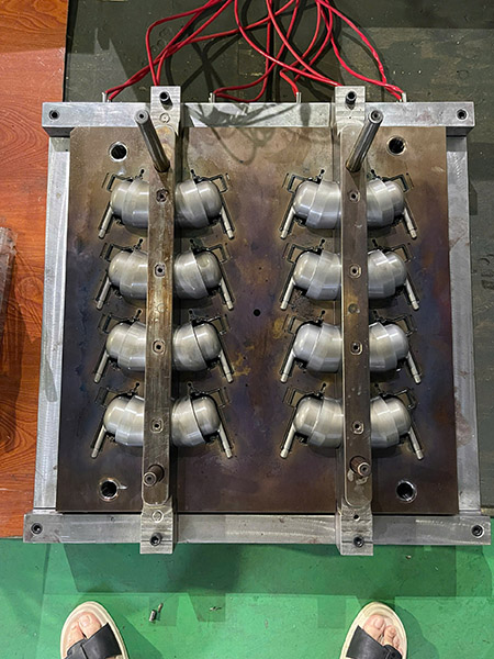 Rubber mold