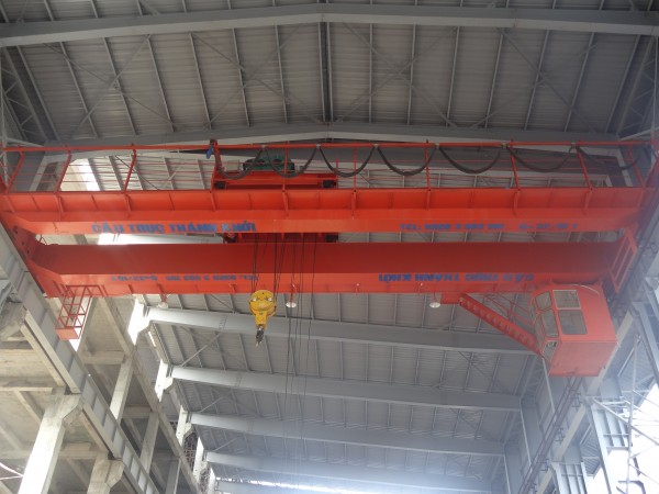 Double girder overhead crane