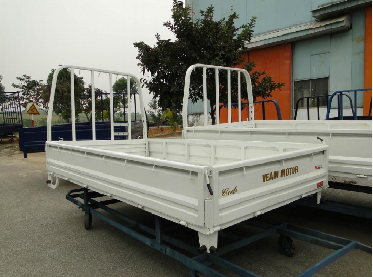 Dump body