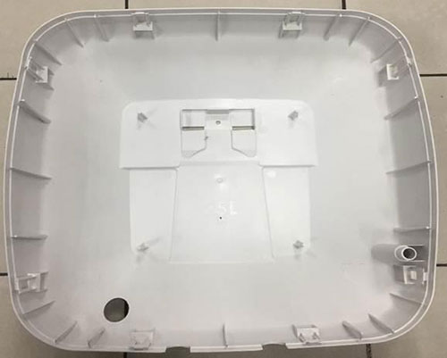 Processing plastic parts of water heater