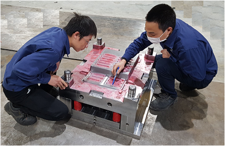 Plastic mold