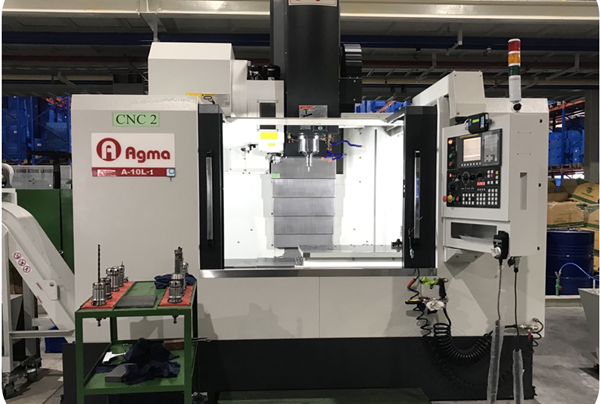 Plastic molding machines