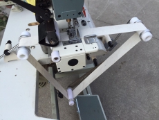 Elastic stretching machine