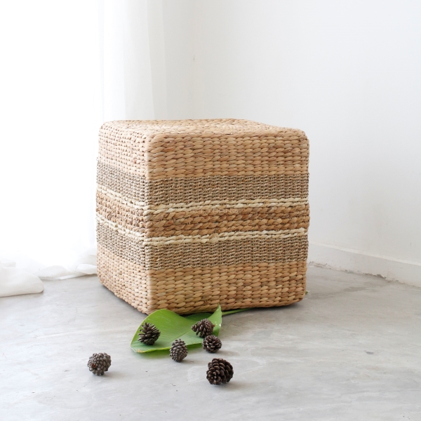 Seagrass pouf