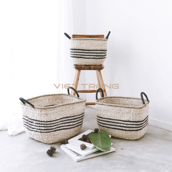 Seagrass fruit basket