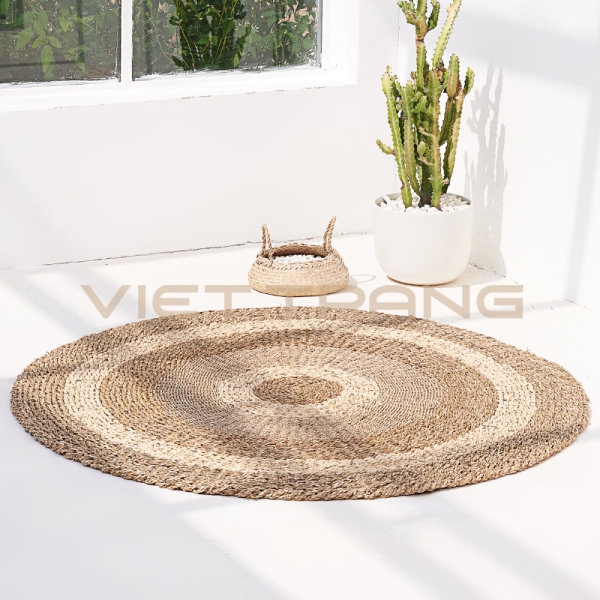 Corn husk leaf round rug