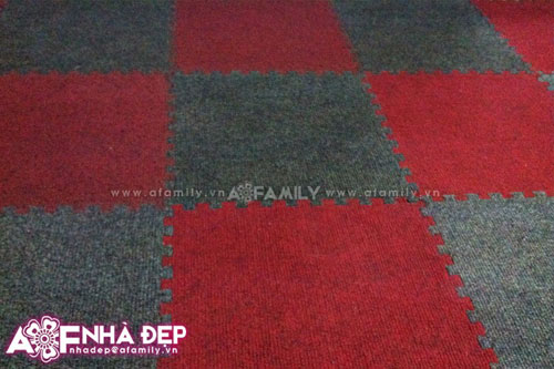 Floor tile