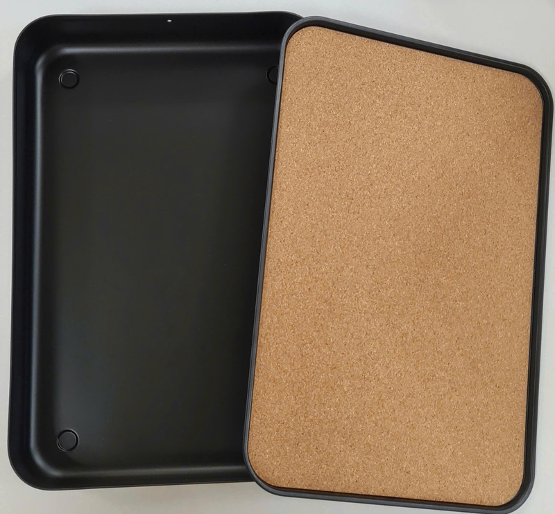 Non Slip Metal Tray With Table Protective Base