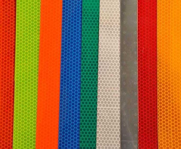 Reflective sheeting