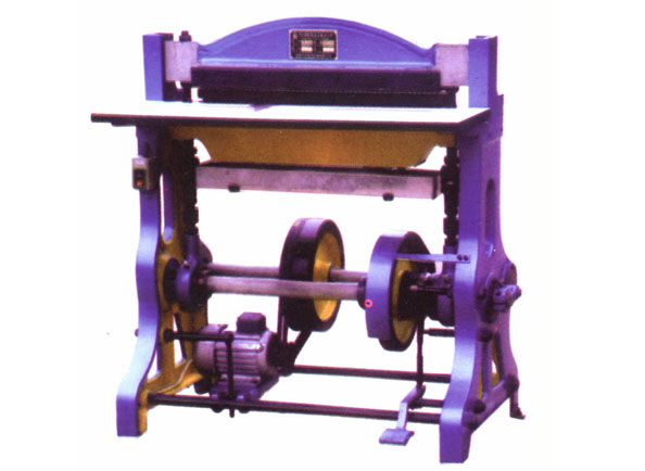 Hole punching machine