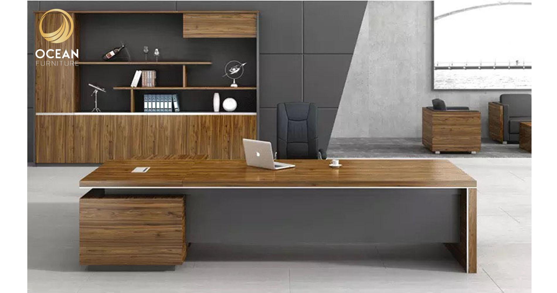 Director desk