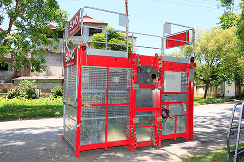 Construction Hoist