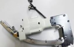Hand-held pneumatic tool