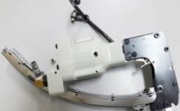 Hand-held pneumatic tool