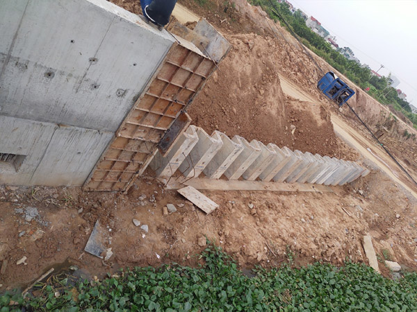 Prestressed concrete sheet piles