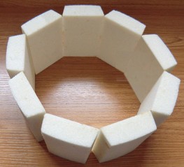 Grinding materials