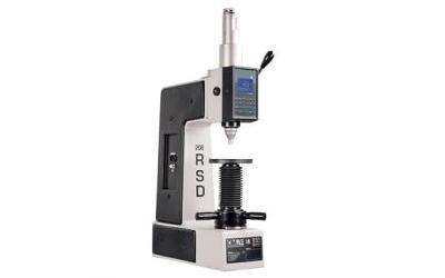 Rockwell hardness measuring device