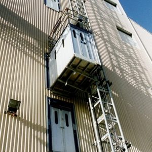 Gear elevator