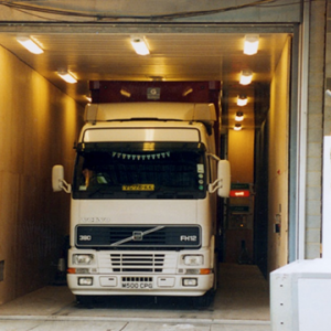 Truck elevator