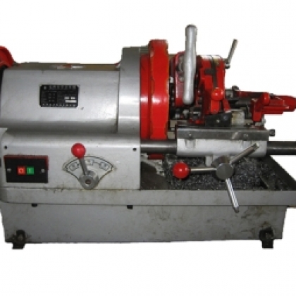 Lace machine