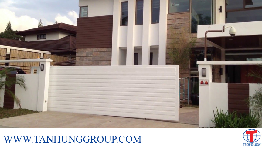 Automatic door