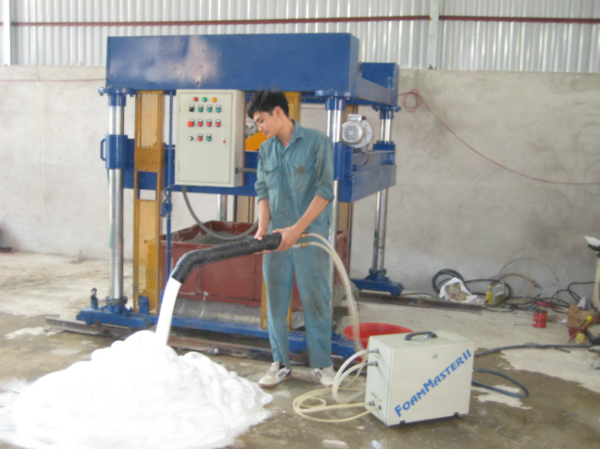 Foamed concrete generators