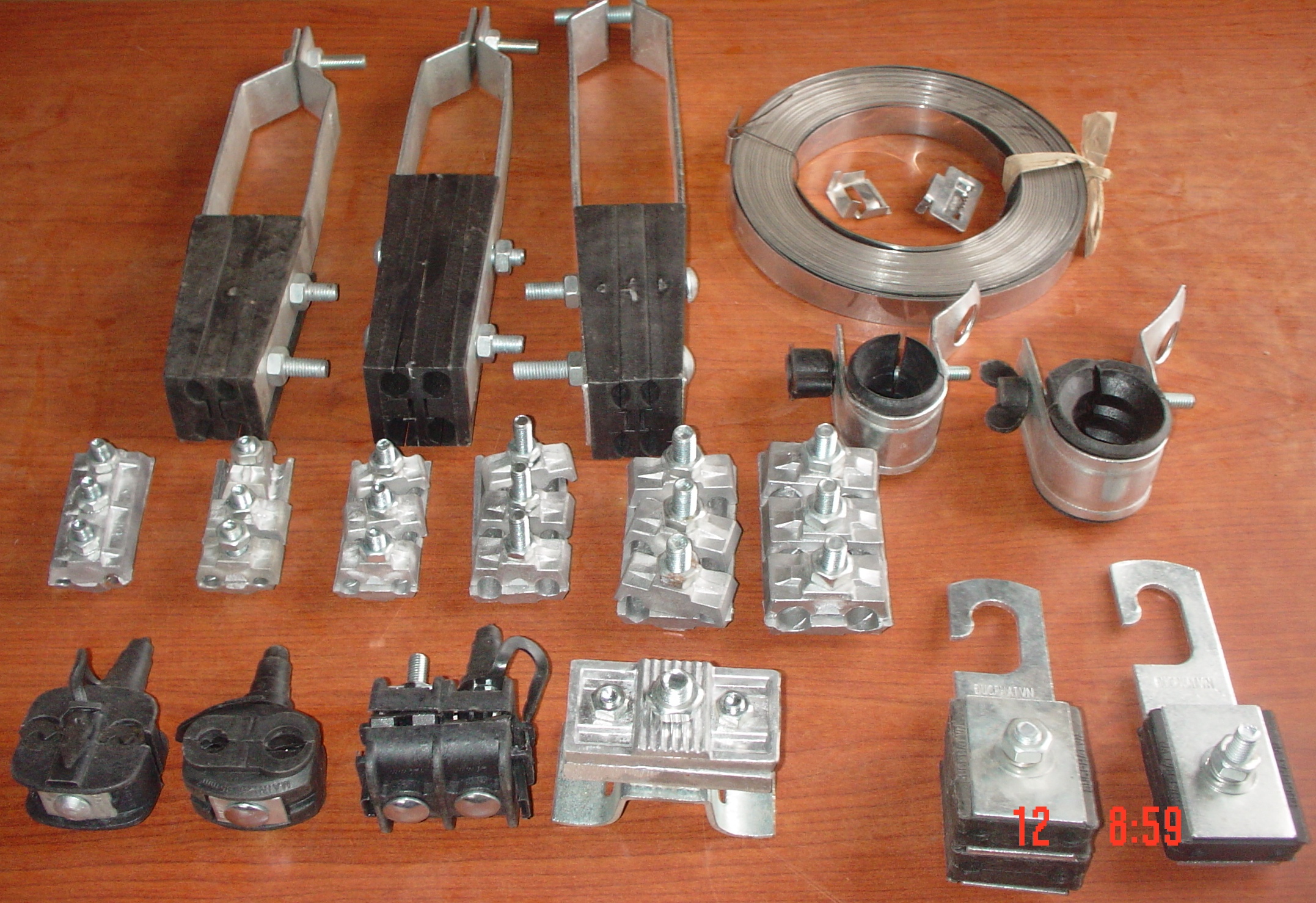 Cable clamp