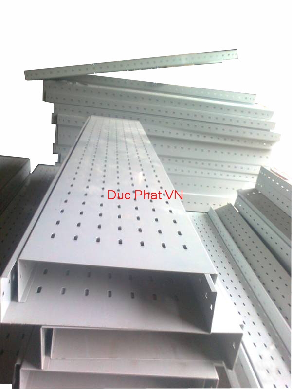 Cable tray
