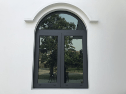 Sliding door