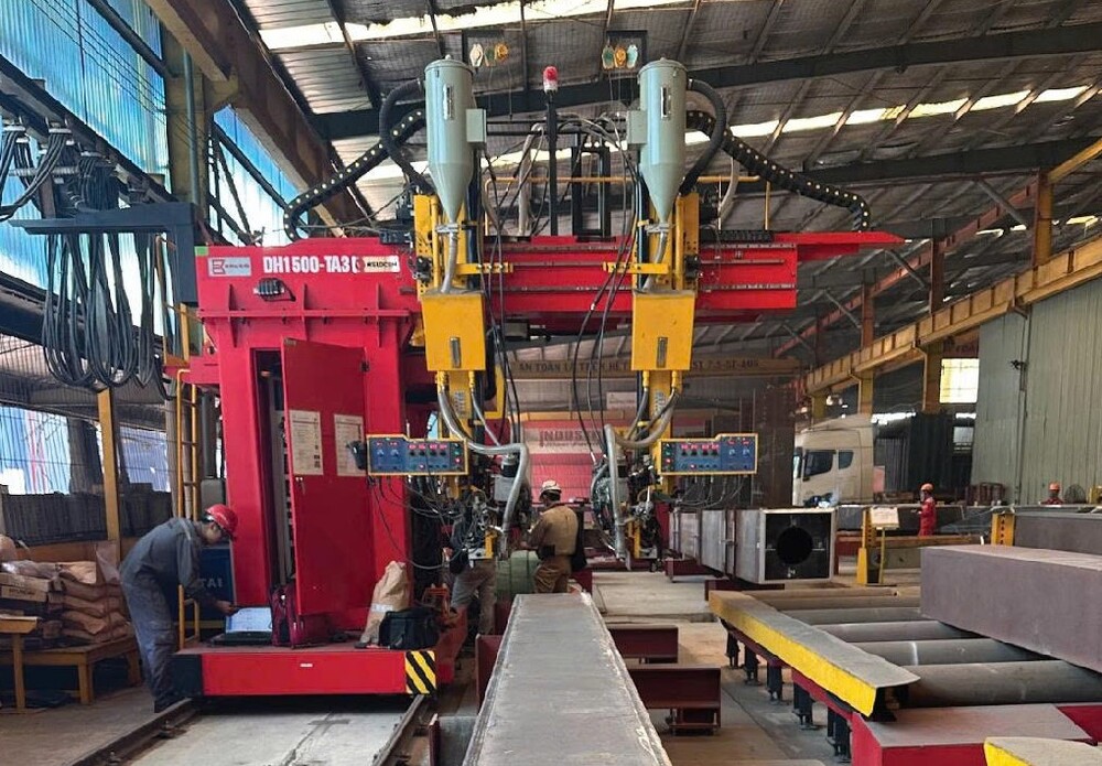 Welding line solutions for heavy industrial structures and installation