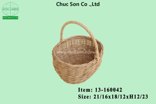 Knitted rattan basket